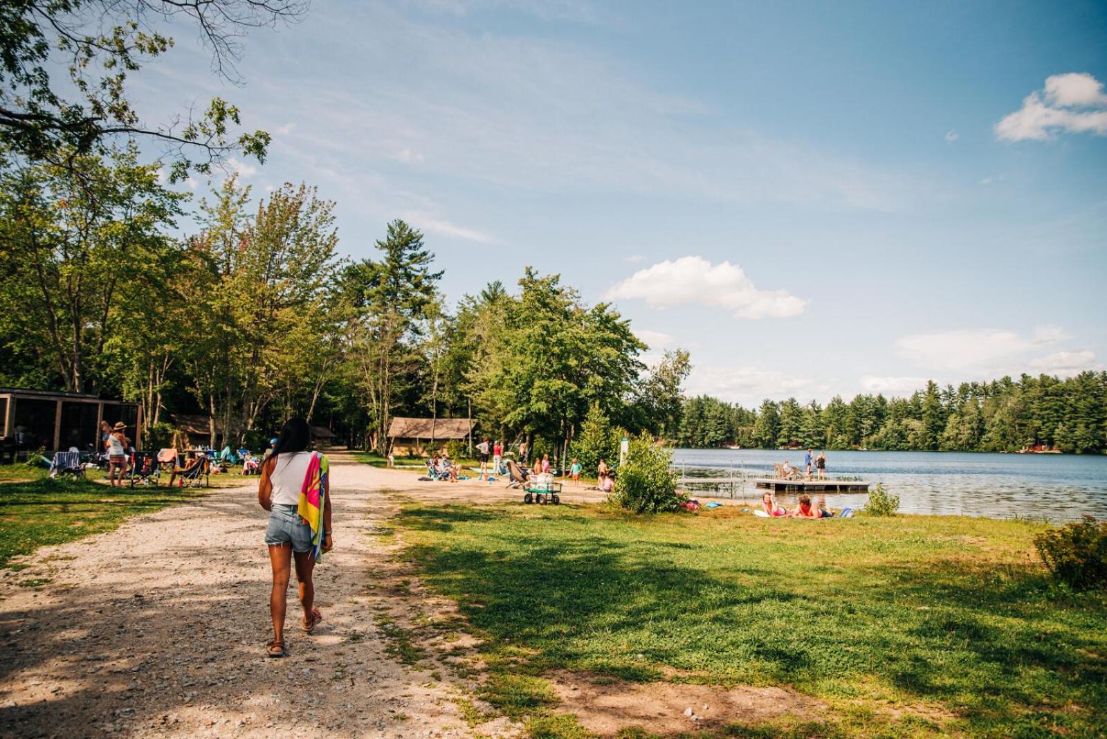 Отель Huttopia Southern Maine Сэнфорд Экстерьер фото